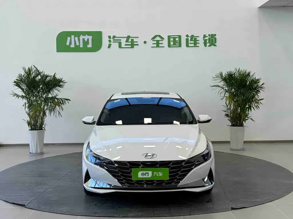 Hyundai Elantra — фото 4