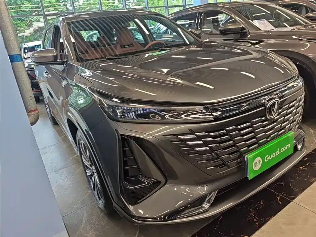 Changan CS75PLUS — фото 2