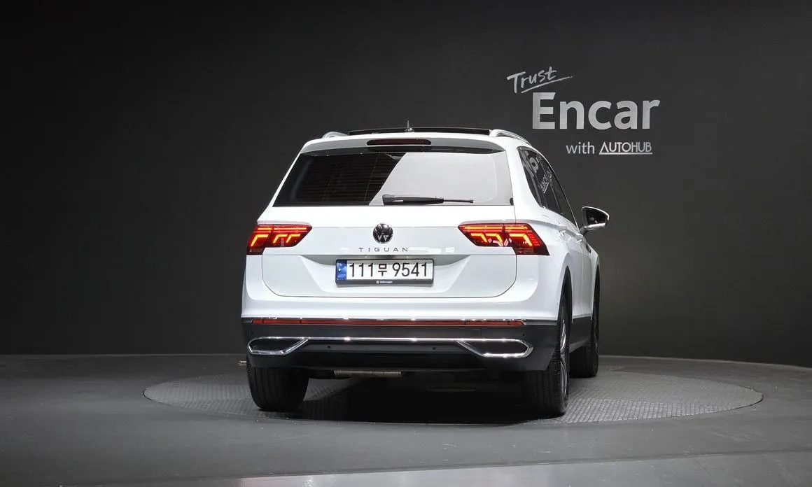 Volkswagen Tiguan — фото 6