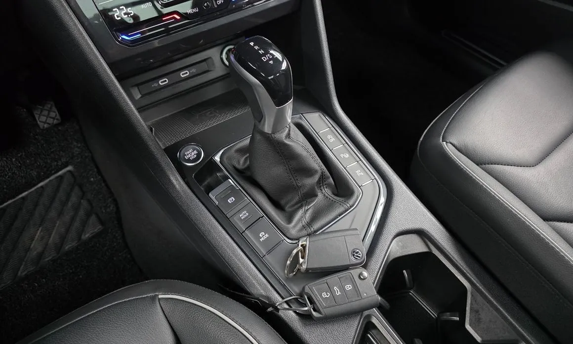Volkswagen Tiguan — фото 7