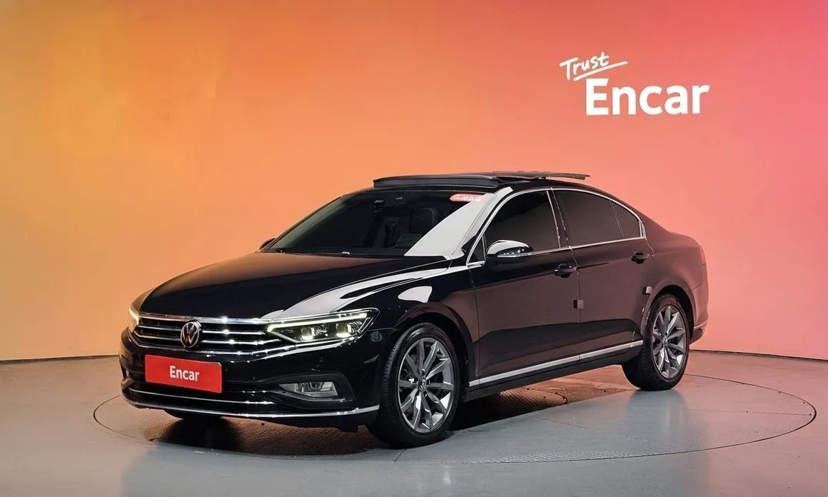 Volkswagen Passat — фото 1