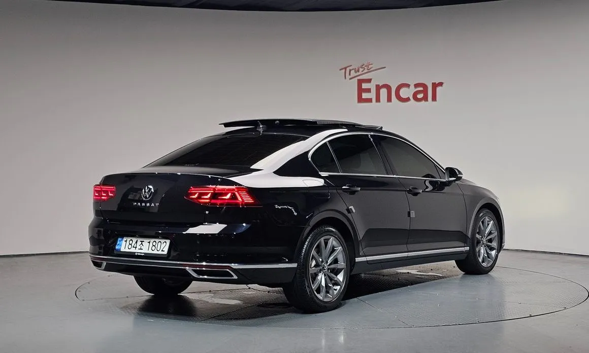 Volkswagen Passat — фото 2