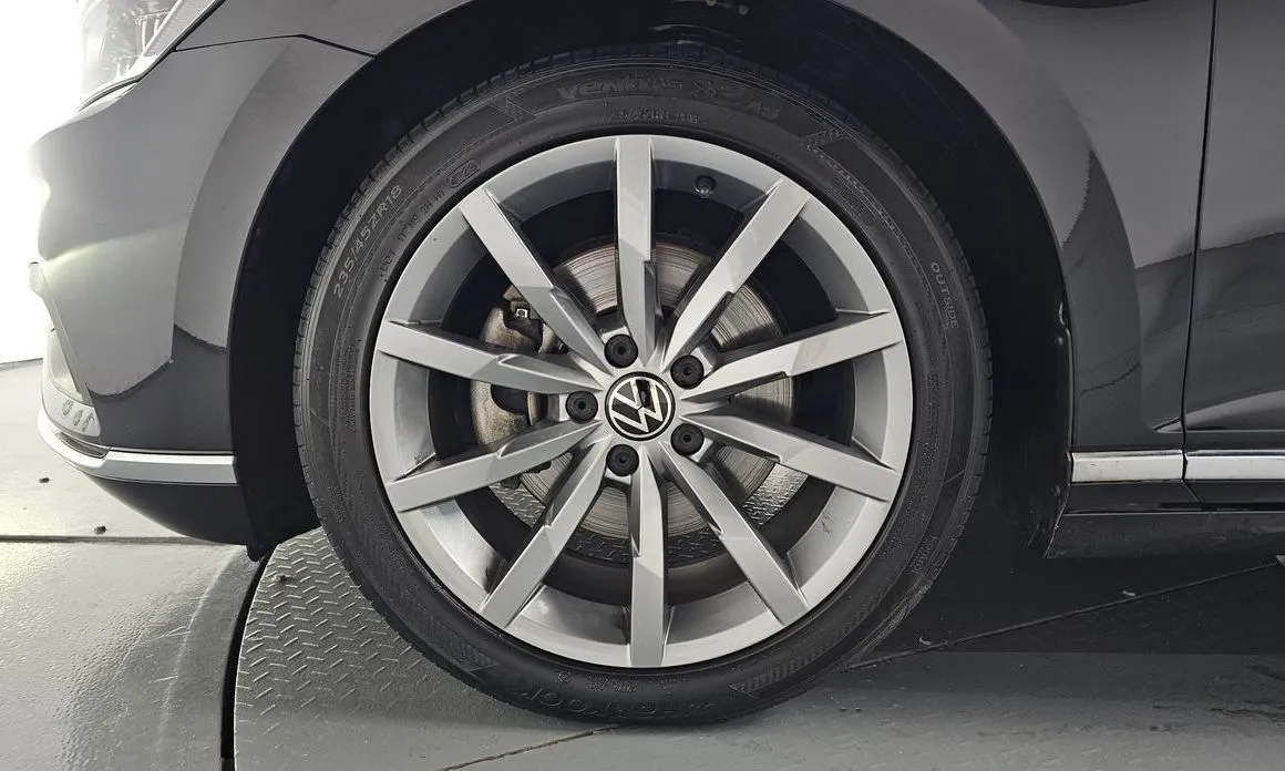 Volkswagen Passat — фото 4