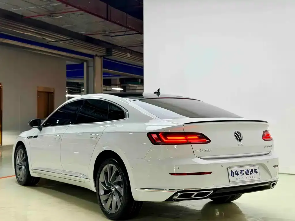Volkswagen CC — фото 4