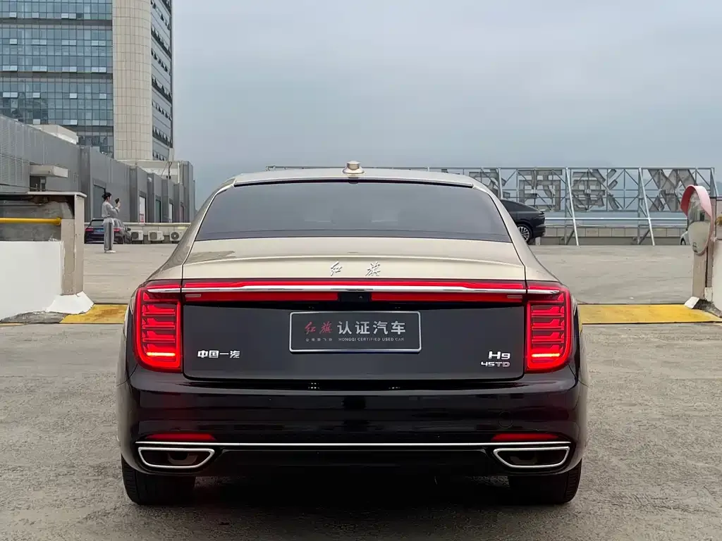 Hongqi H9 — фото 3