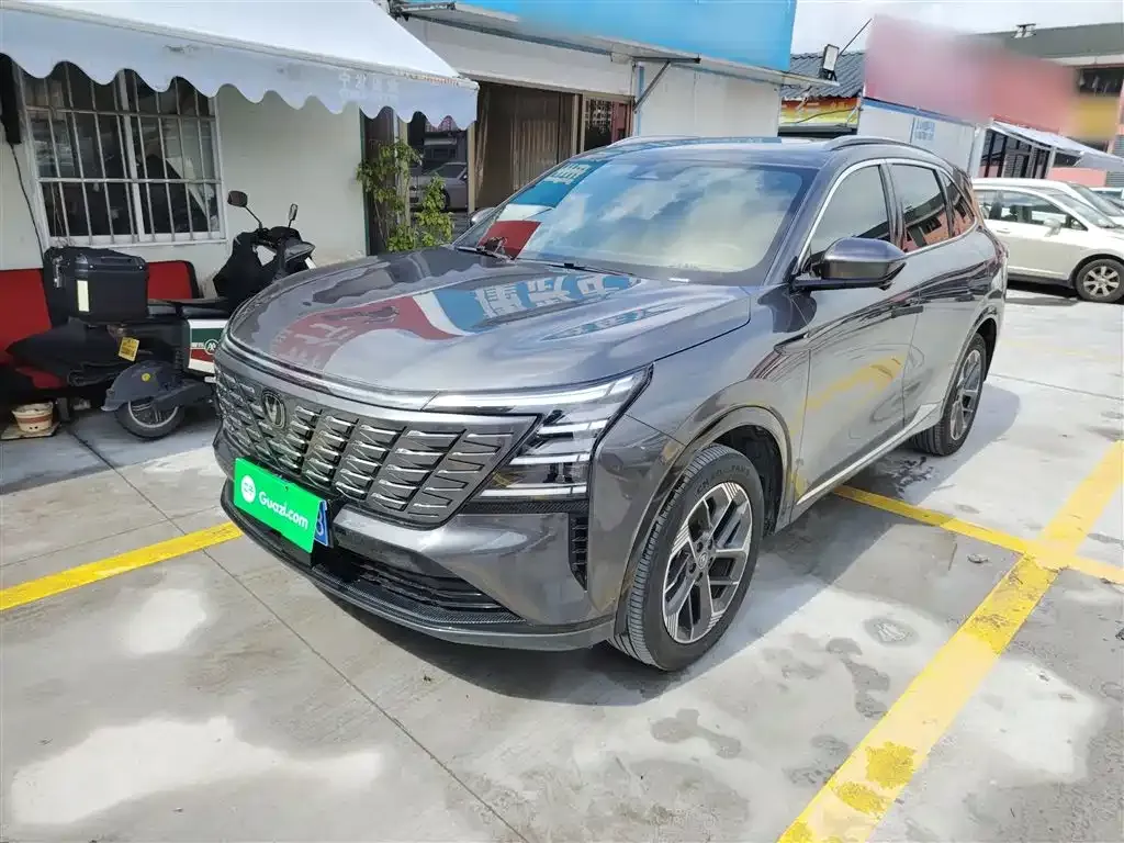 Changan CS75PLUS — фото 1