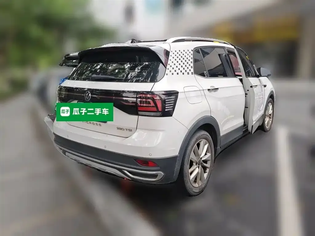 Volkswagen T-Cross — фото 2