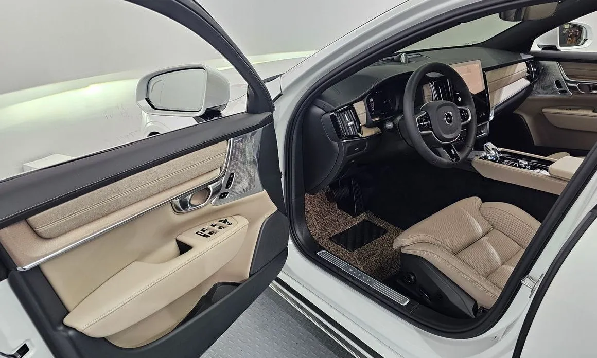 Volvo S90 — фото 2