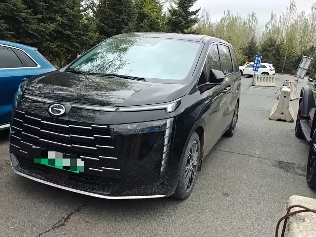 GAC Motor E8 Hybrid — фото 1