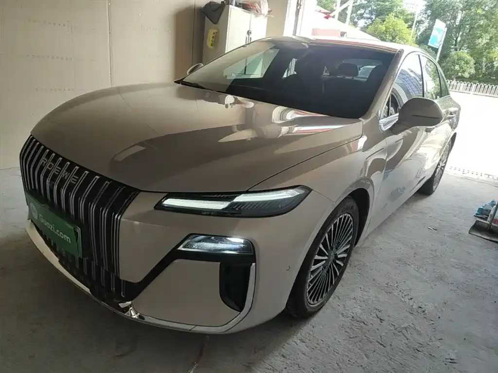 Roewe M7 DMH — фото 10