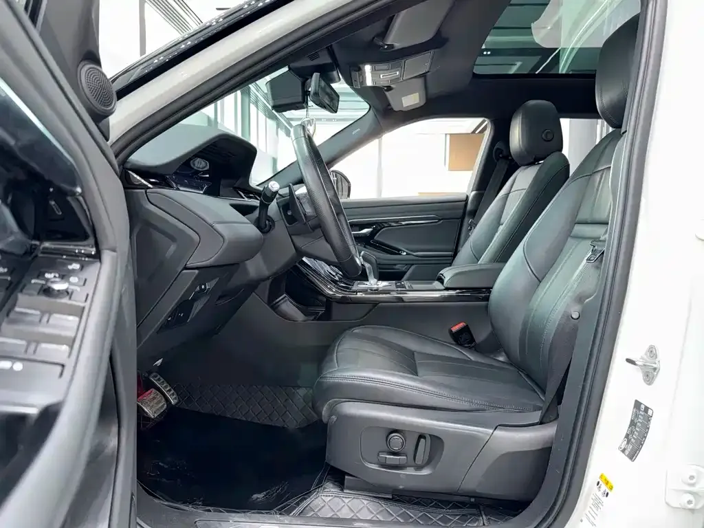 Land Rover Evoque — фото 3