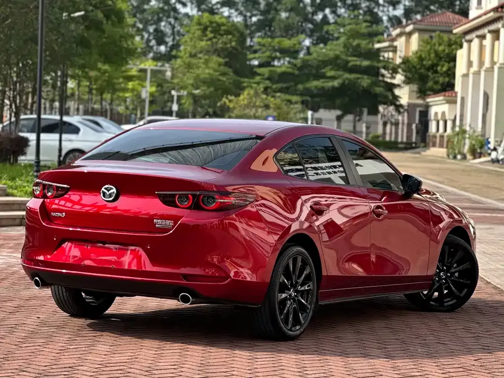 Mazda 3 Axela — фото 10