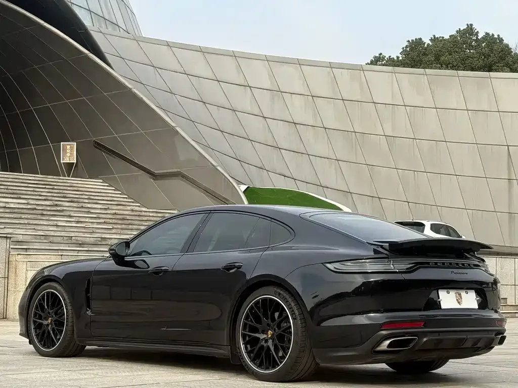 Porsche Panamera — фото 4