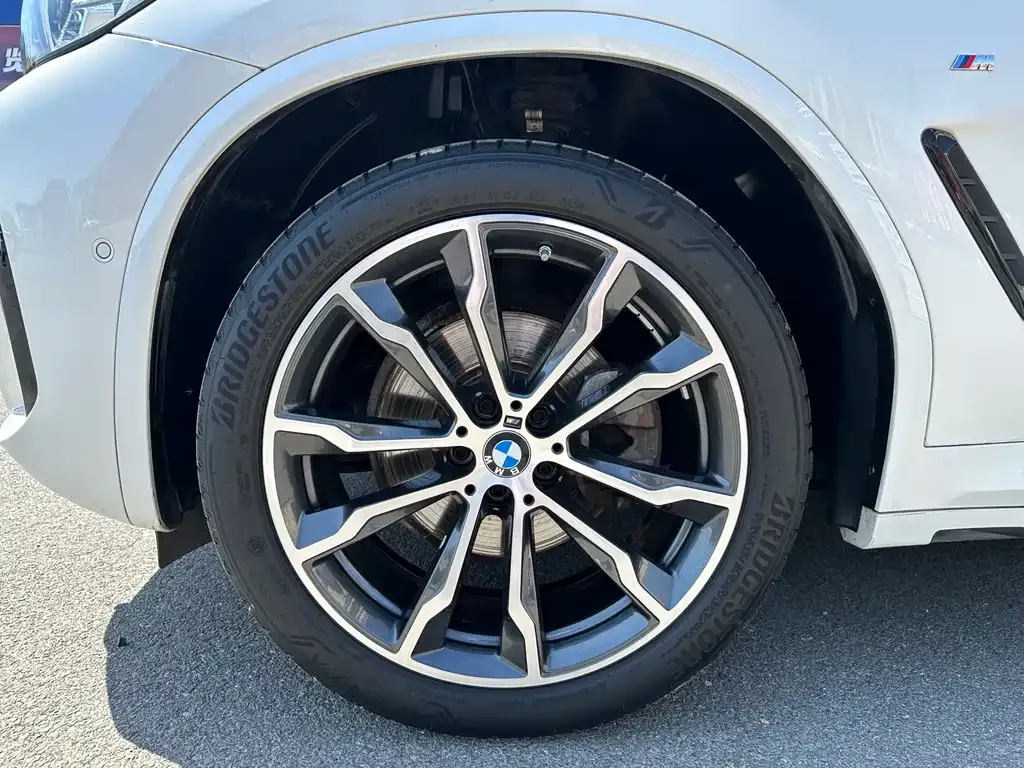 BMW X3 — фото 10