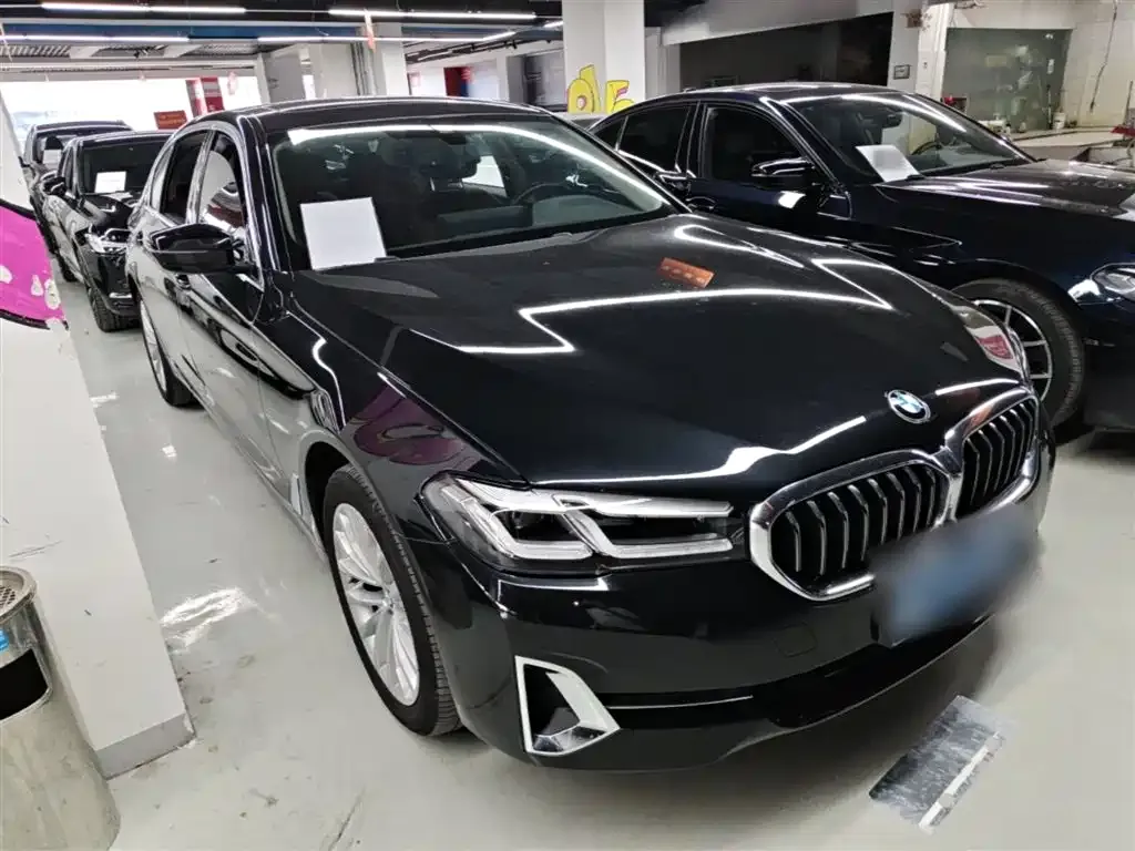 BMW 5 Series — фото 2