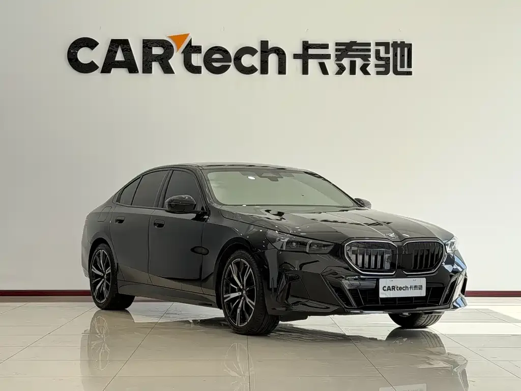 BMW 5 Series (Import) — фото 3