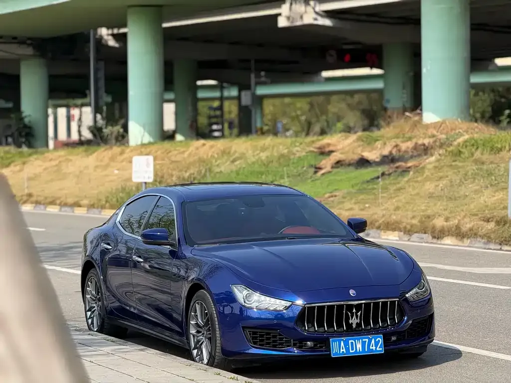 Maserati Ghibli — фото 7