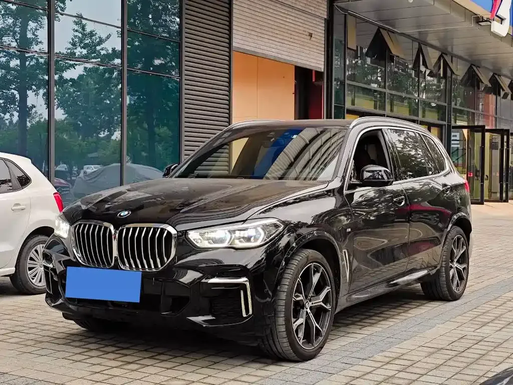 BMW X5 — фото 1