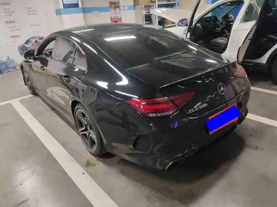 Mercedes-Benz CLS — фото 8