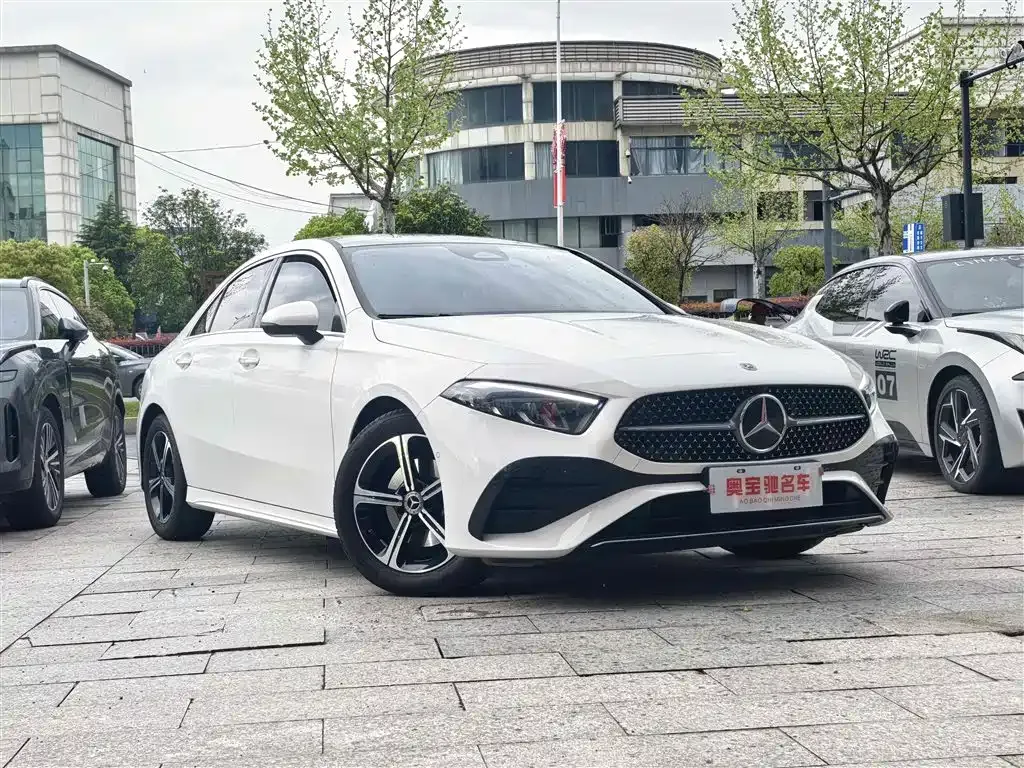 Mercedes-Benz A-Class — фото 9