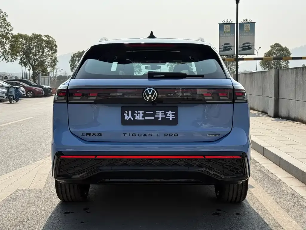 Volkswagen Tiguan L — фото 4