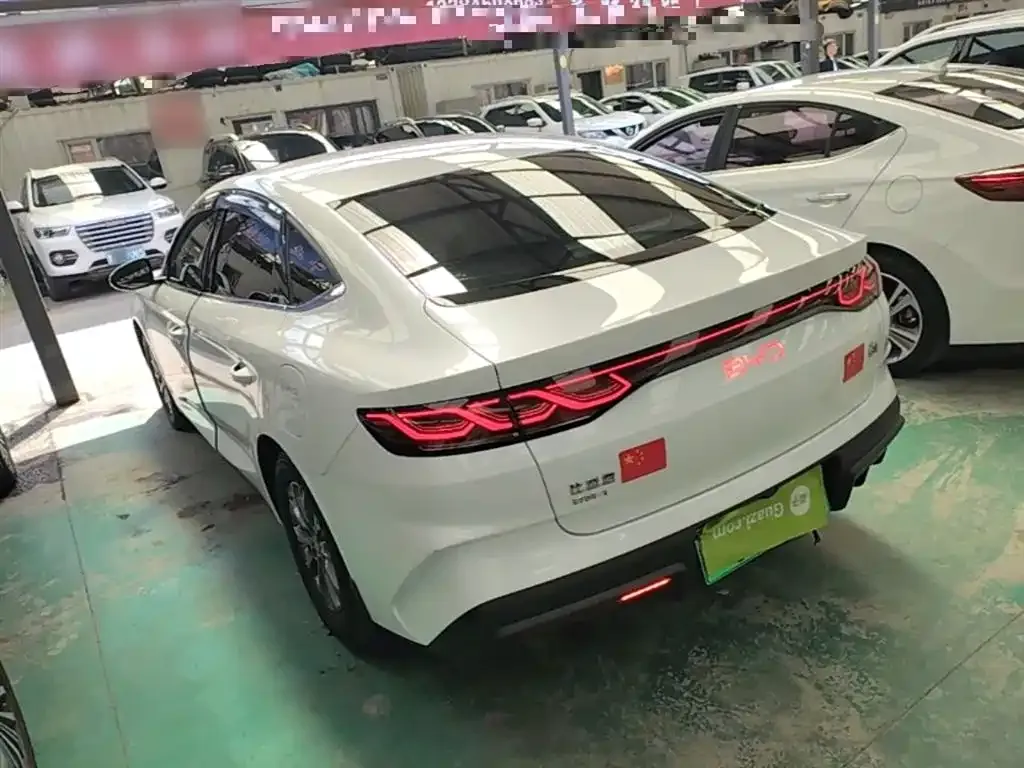 BYD Qin L — фото 9