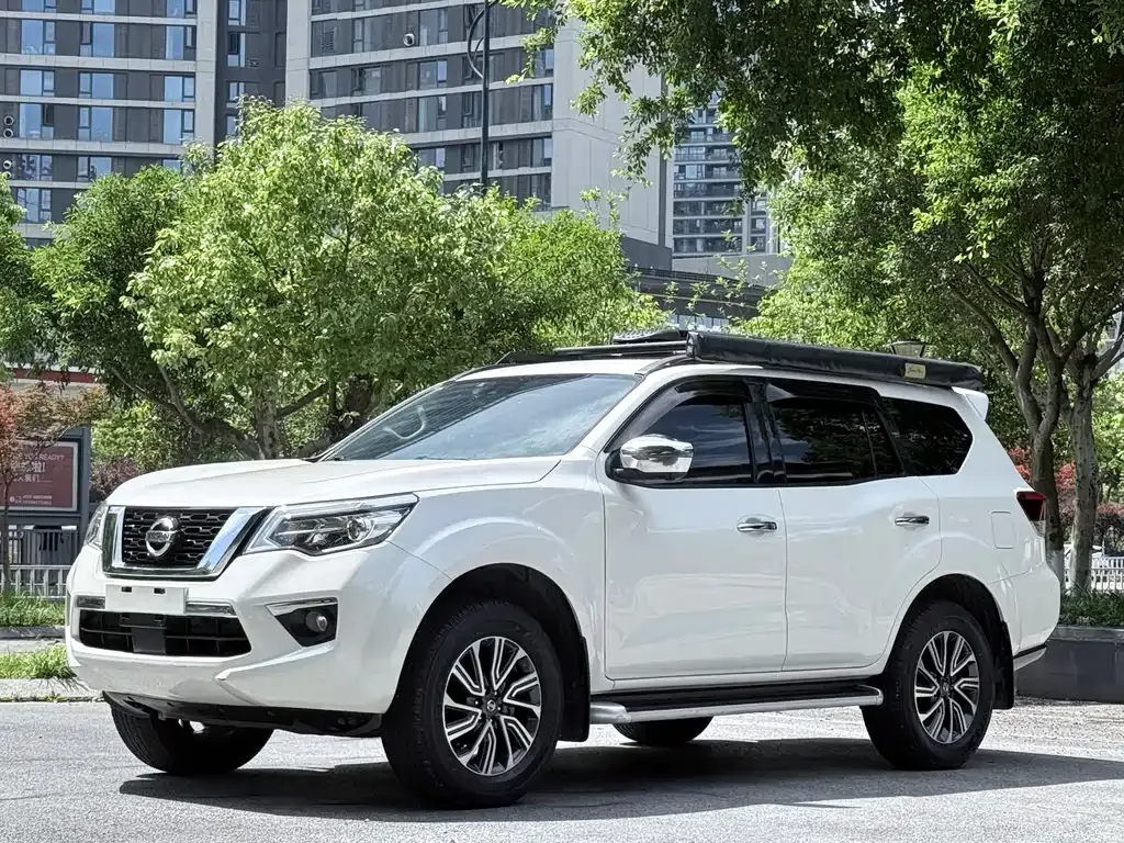 Nissan Terra — фото 1