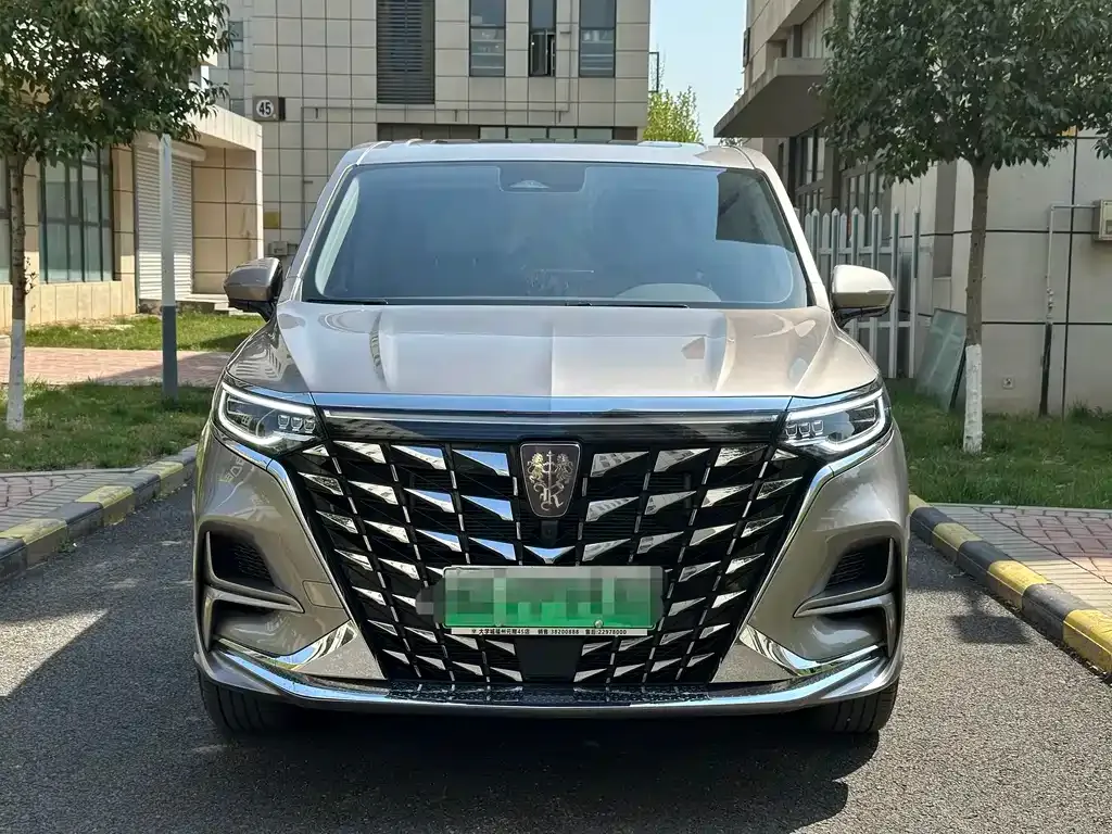 Roewe iMAX8 New Energy — фото 7