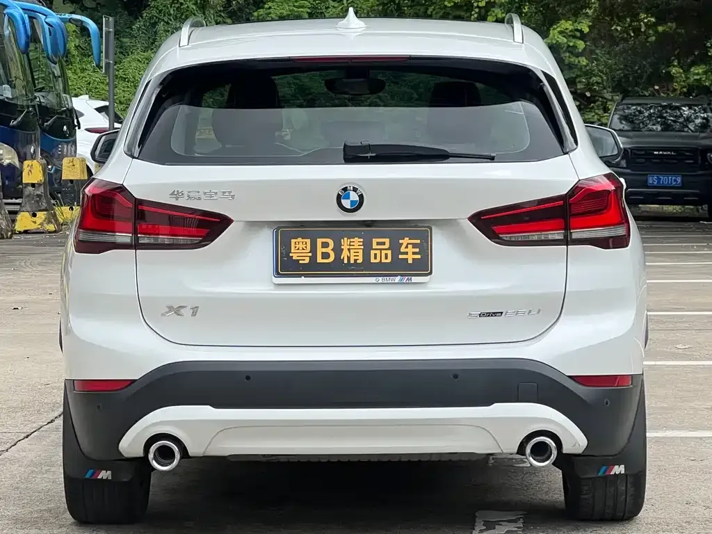 BMW X1 — фото 2