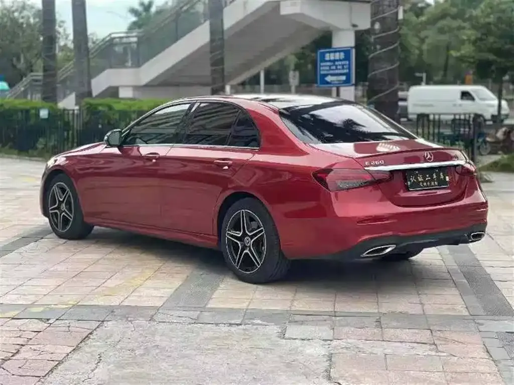Mercedes-Benz E-Class (Import) — фото 7