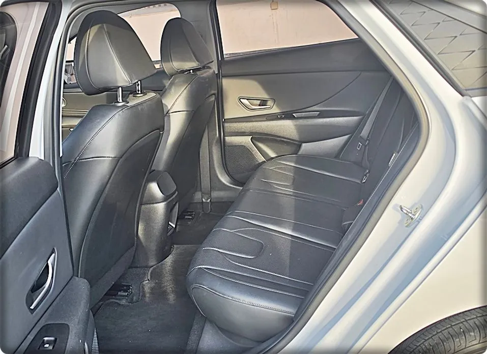 Hyundai AVANTE — фото 9