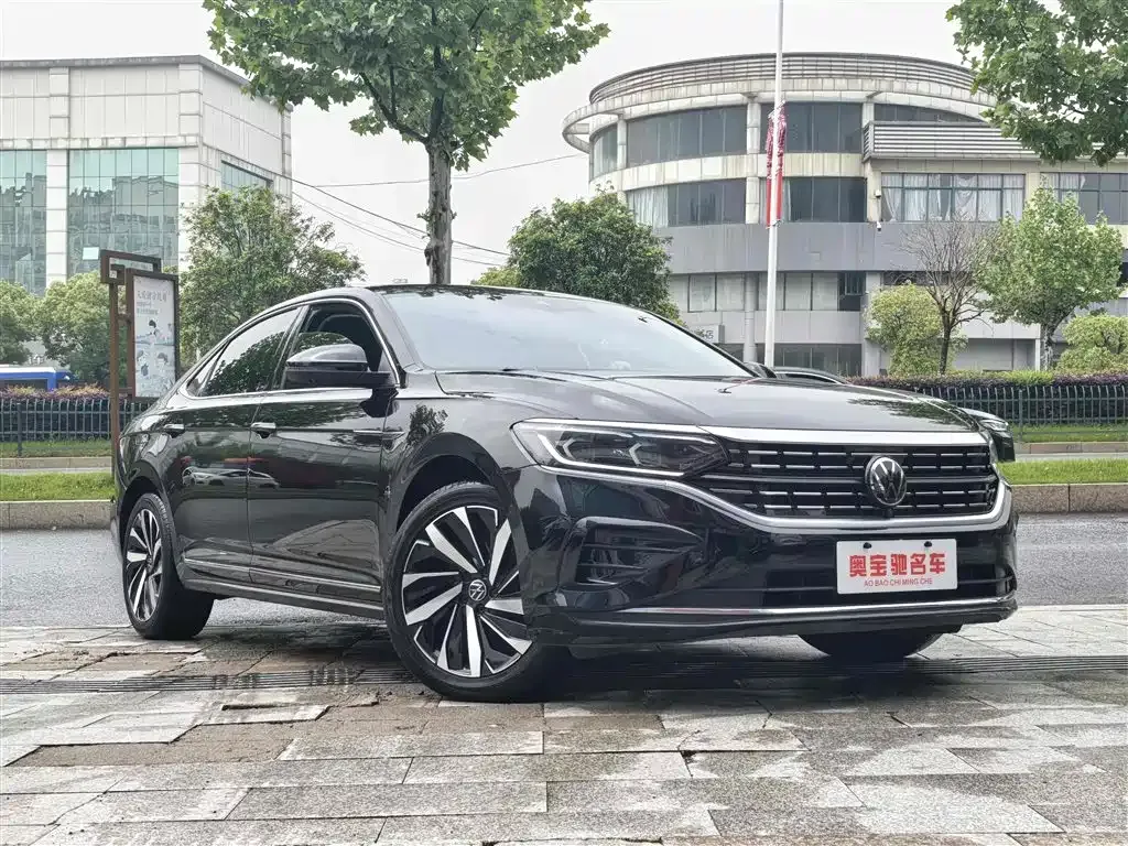 Volkswagen Passat — фото 7