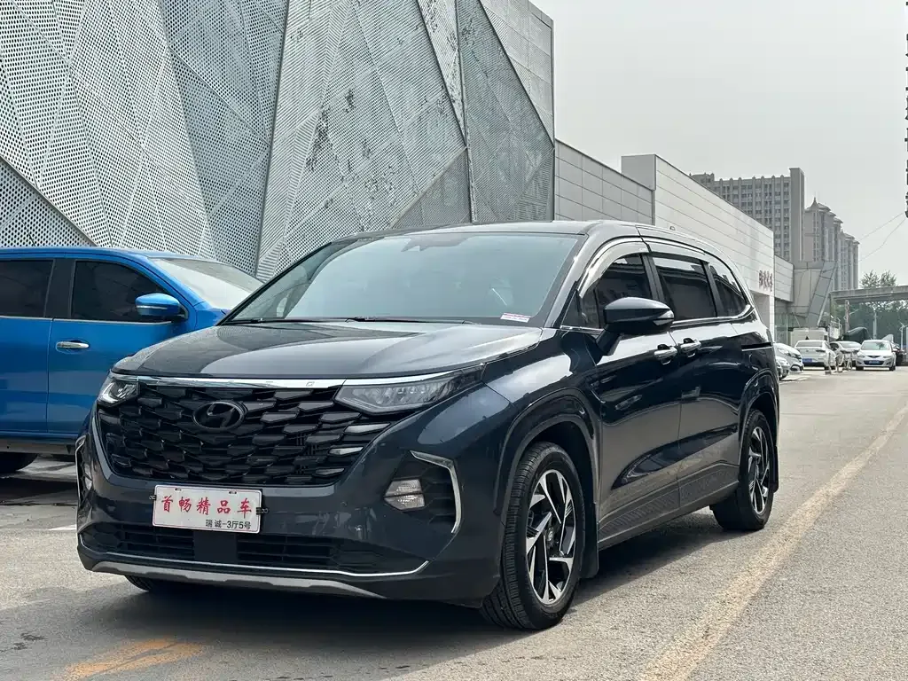 Hyundai Custo — фото 1