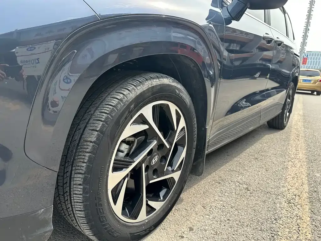 Hyundai Custo — фото 7