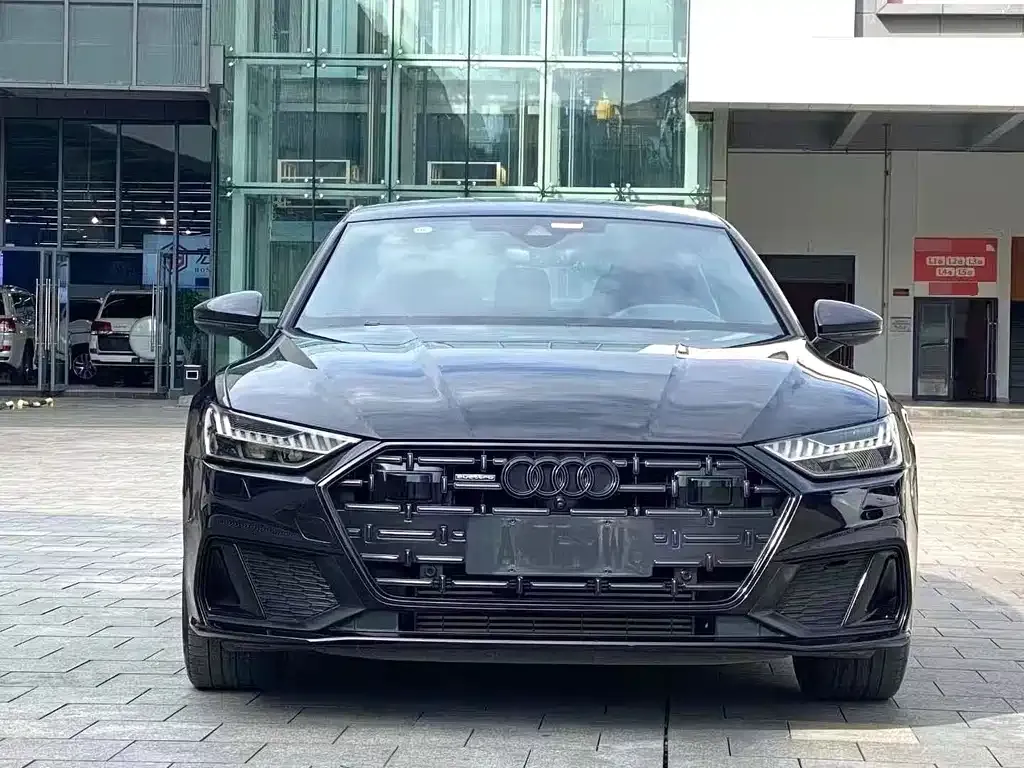 Audi A7L — фото 6