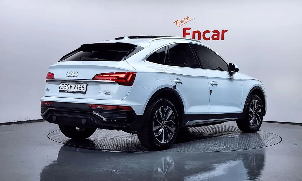 Audi Q5 — фото 9