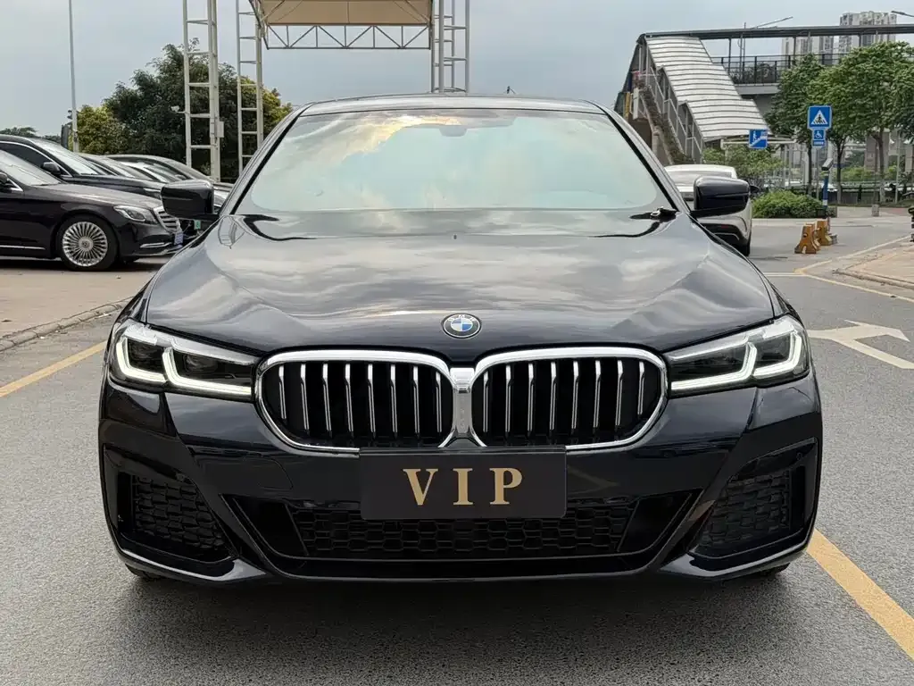 BMW 5 Series — фото 2