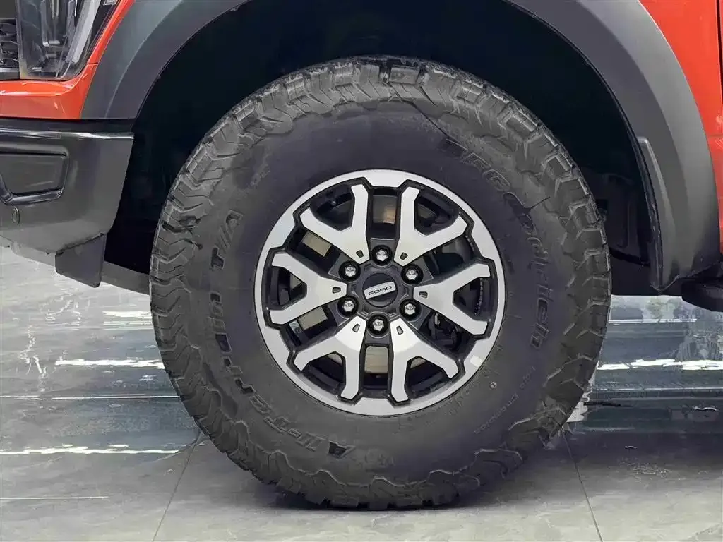 Ford F-150 Raptor — фото 7
