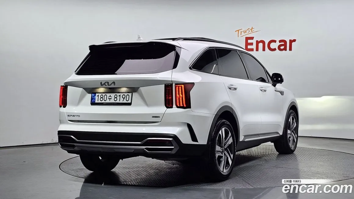 Kia Sorento — фото 6