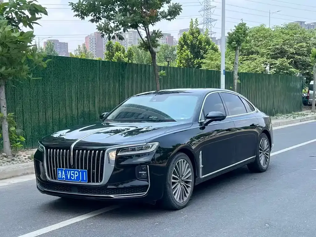 Hongqi H9 — фото 1
