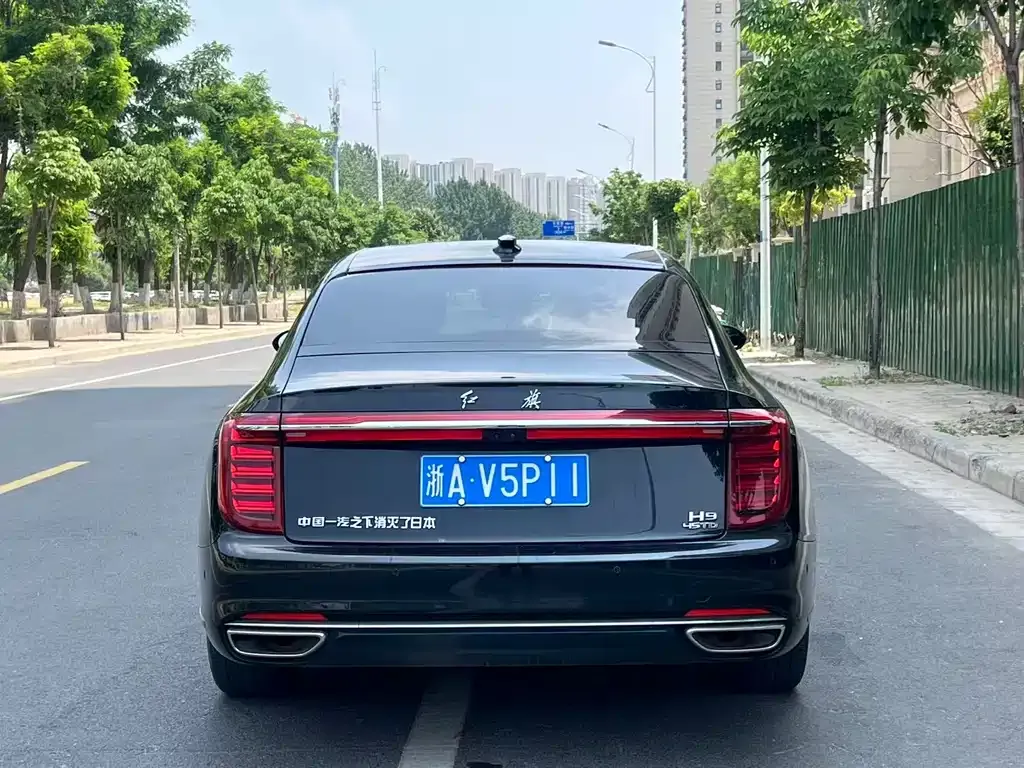 Hongqi H9 — фото 6
