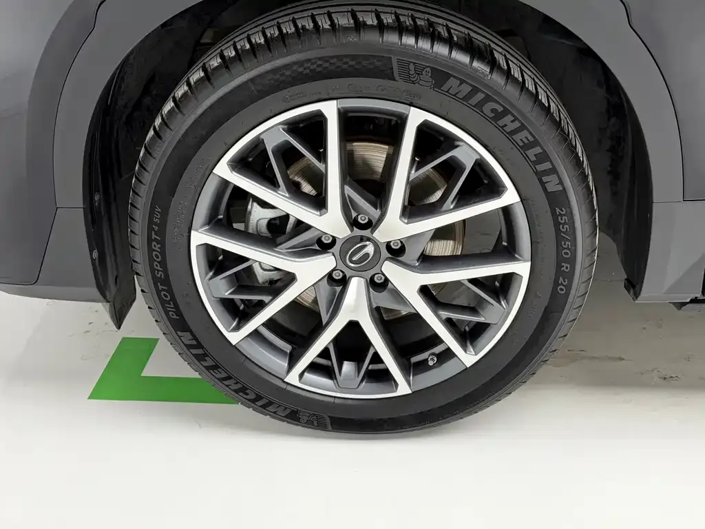 GAC Motor Trumpchi GS8 — фото 10
