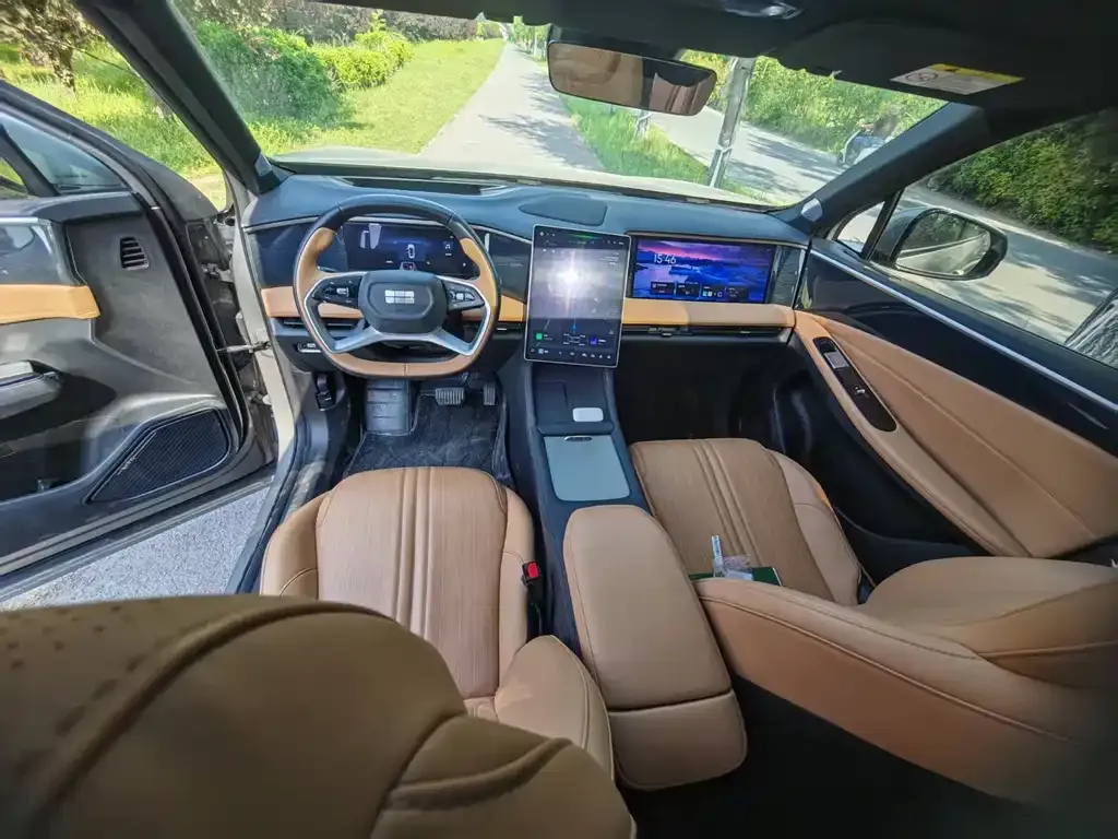 Geely Galaxy L7 — фото 3