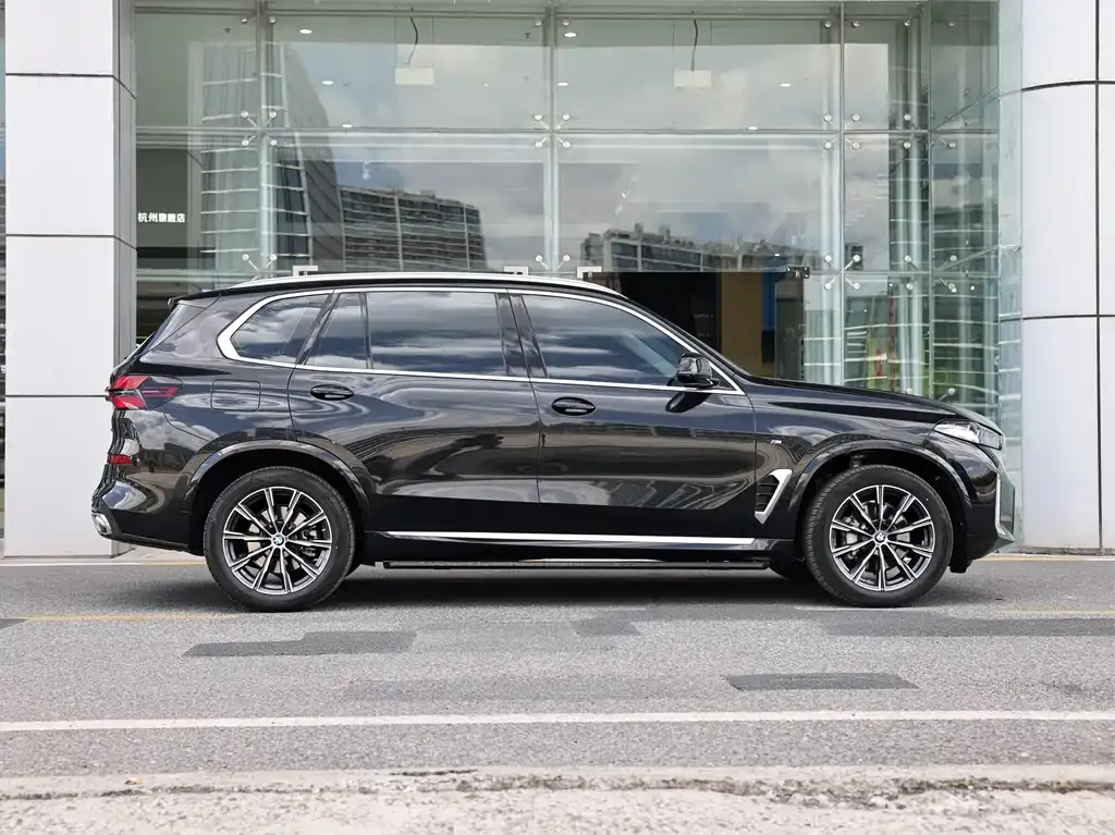 BMW X5 — фото 2