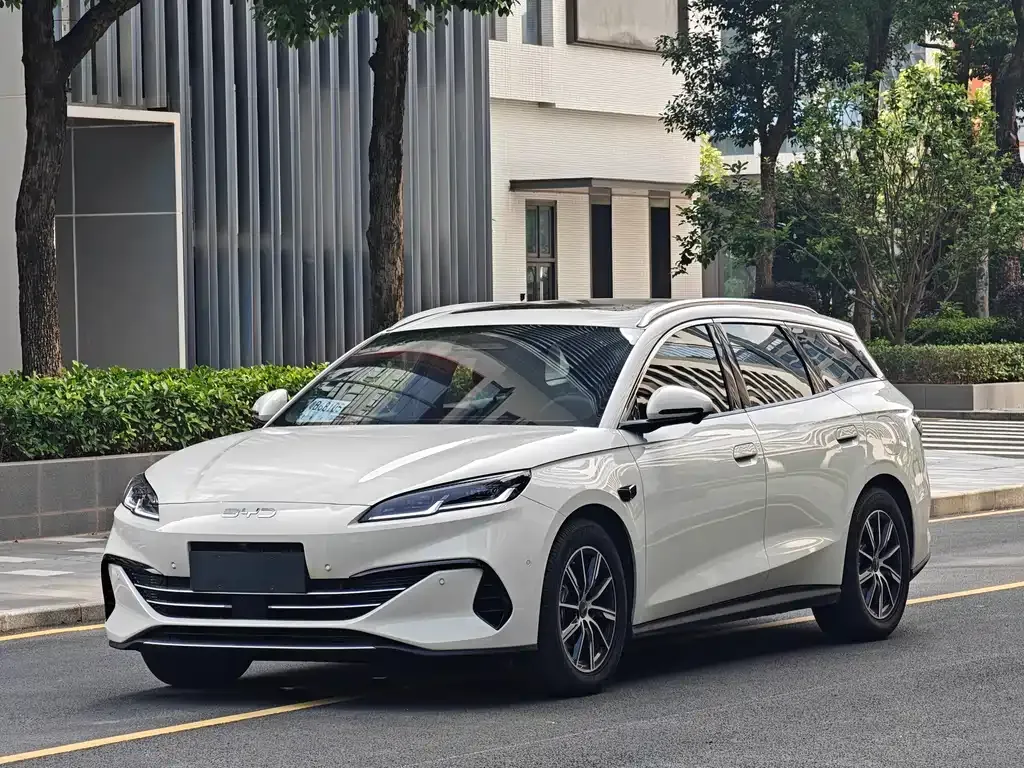 BYD Seal 06 DM-i Touring Edition — фото 1