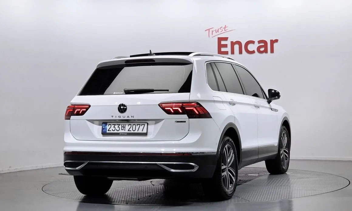Volkswagen Tiguan — фото 6