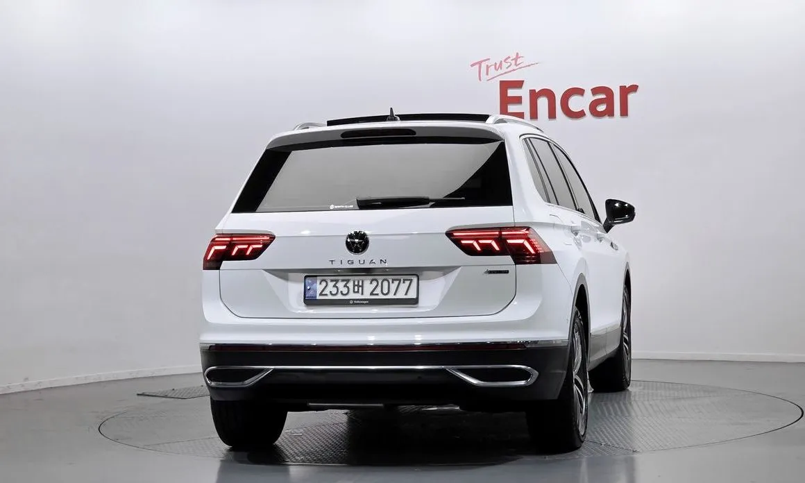 Volkswagen Tiguan — фото 5