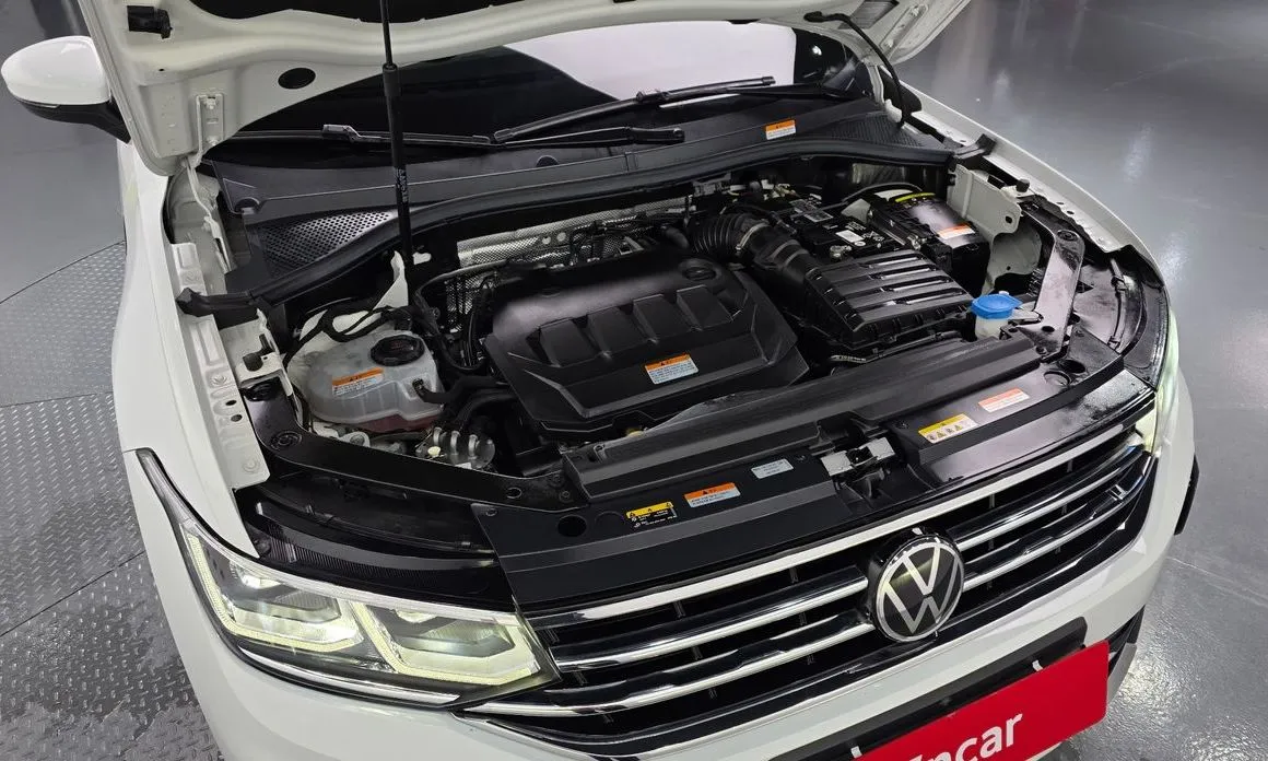 Volkswagen Tiguan — фото 10