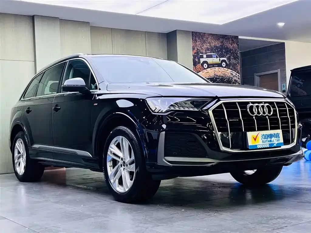 Audi Q7 — фото 7
