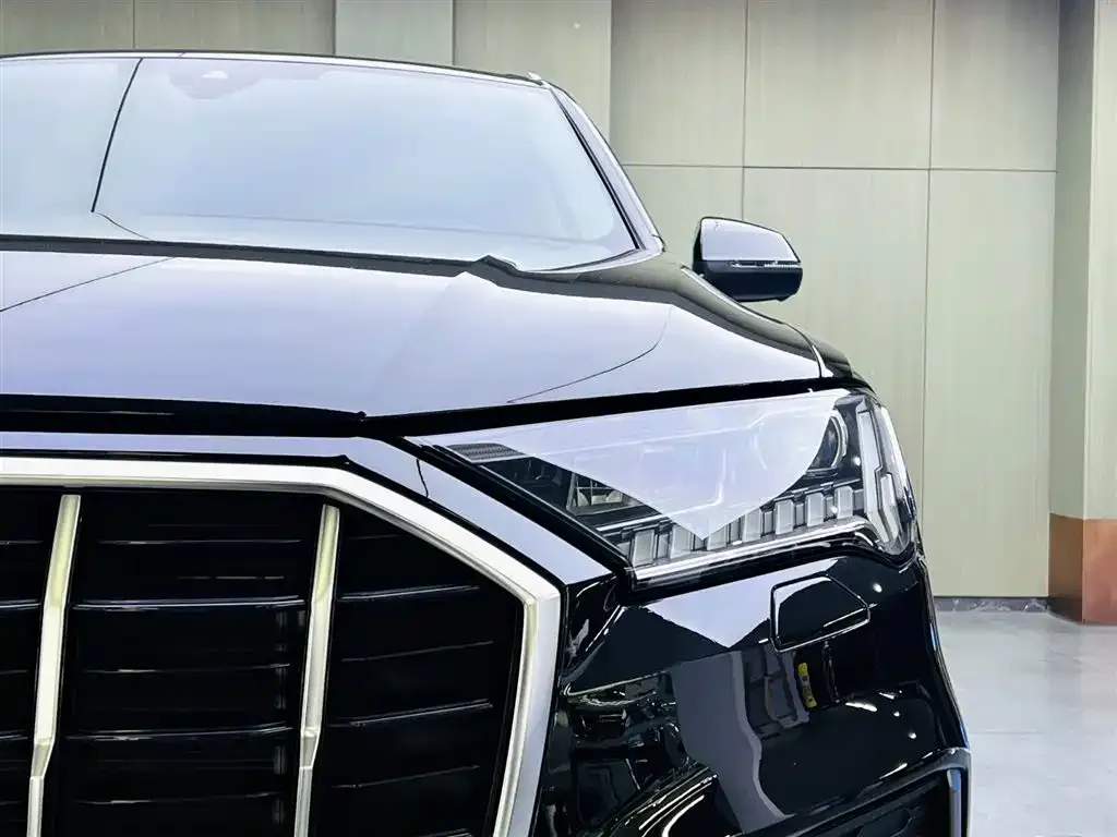 Audi Q7 — фото 4